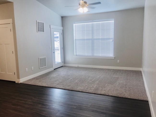Building Photo - 14648 McKellen Dr