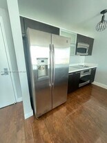 Building Photo - 90 SW 3rd St