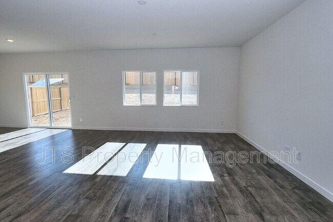 Building Photo - 716 Franklin St