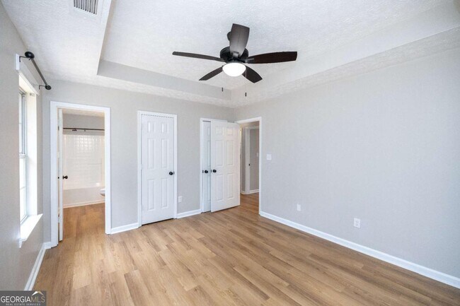 Building Photo - 641 Honey Creek Rd