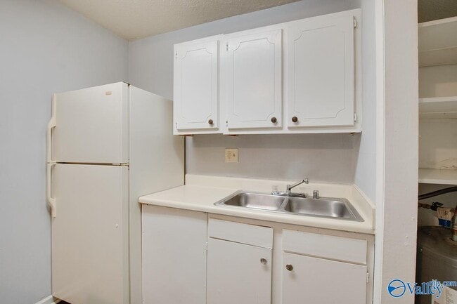 Building Photo - 4906 Cotton Row NW