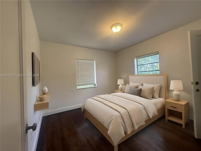 Building Photo - 9040 SW 156th St
