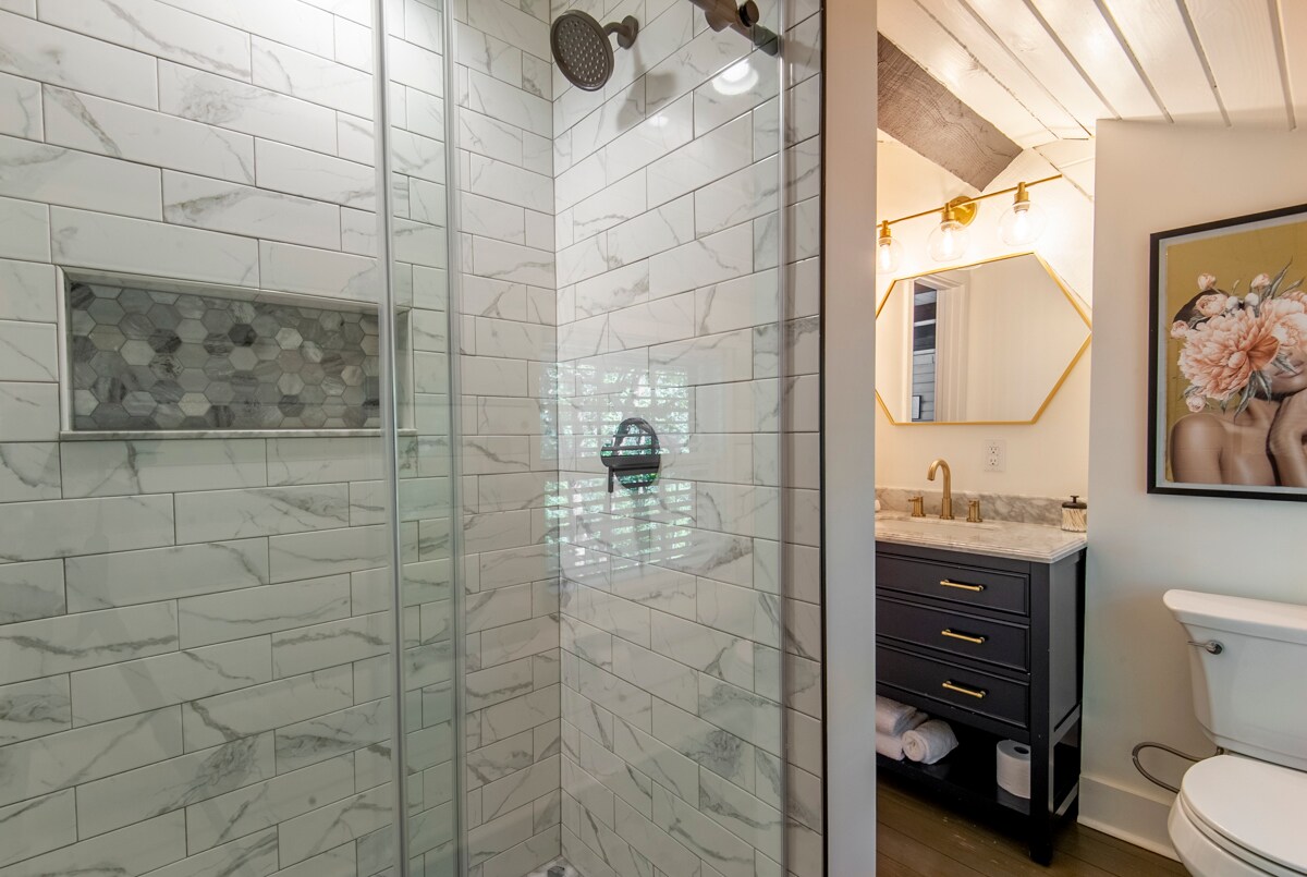 Building Photo - 1644 Dudley Mountain Rd