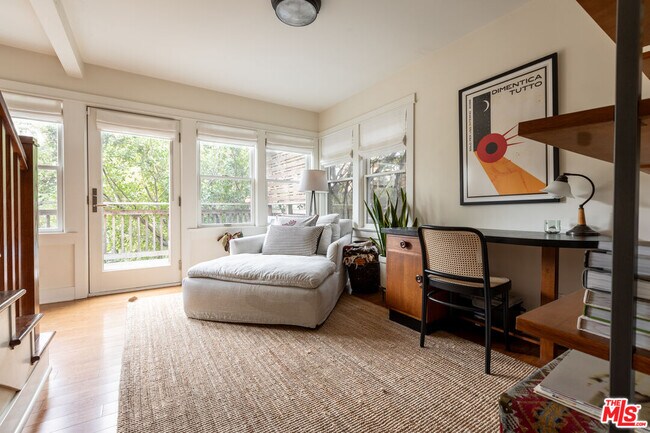 Building Photo - 6271 Saylin Ln