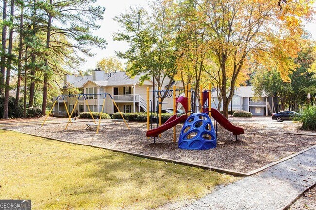 Building Photo - 1173 N Hairston Rd