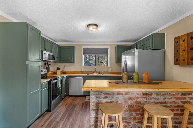 Building Photo - 416 Donaldson Rd