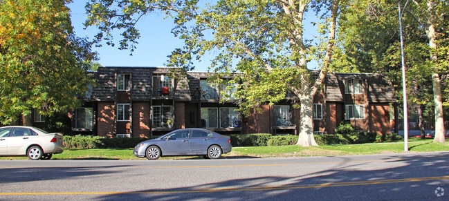 Primary Photo - Sycamore Apartments
