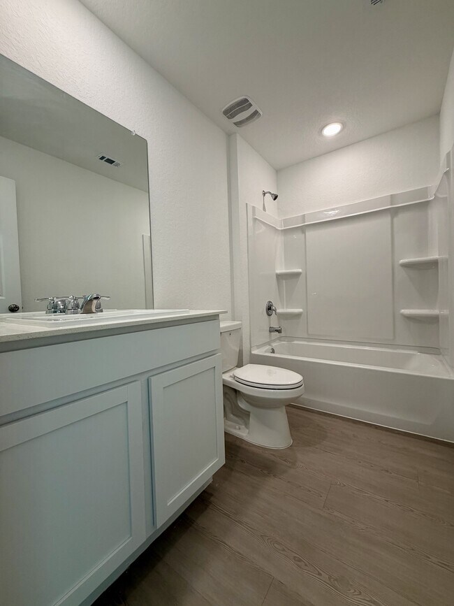 Building Photo - 14536 Azzurro Stone