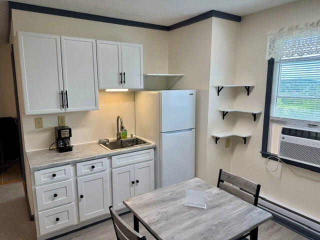 Building Photo - 139 Panarama Dr