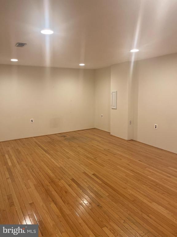 Building Photo - 12140 Bentridge Pl