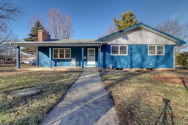 Primary Photo - 502 E Harding Dr