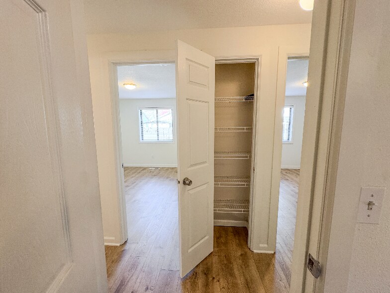 Building Photo - 12502 NE 19th St