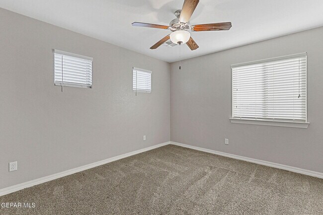 Building Photo - 229 Gonzalo Cir