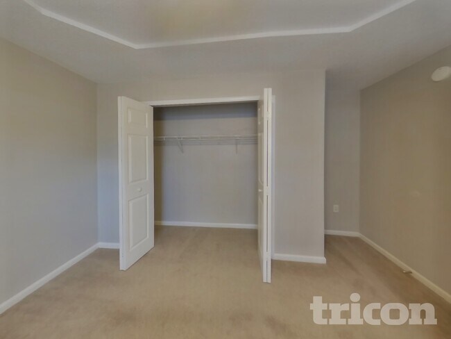 Building Photo - 4350 Jillian Dr