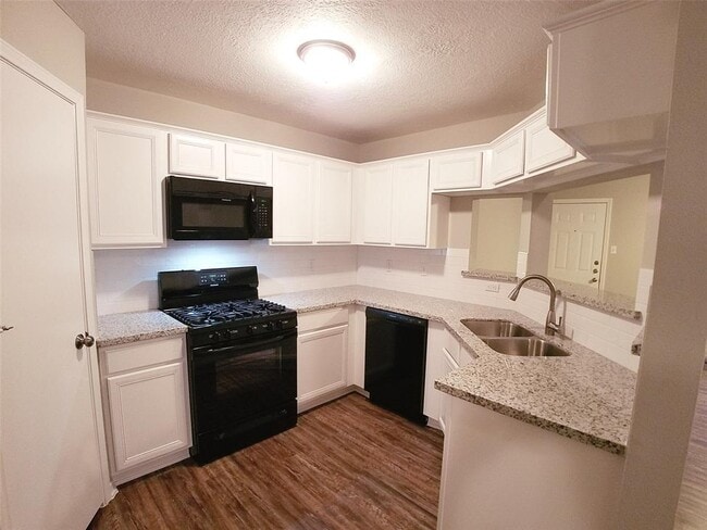 Building Photo - 12426 Westwold Dr