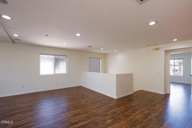 Building Photo - 778 Entrada Dr