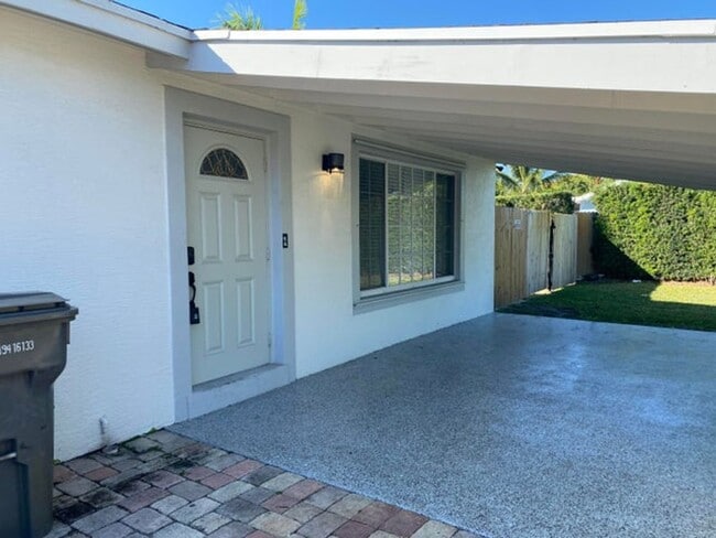 Building Photo - 3436 Housatonic Dr