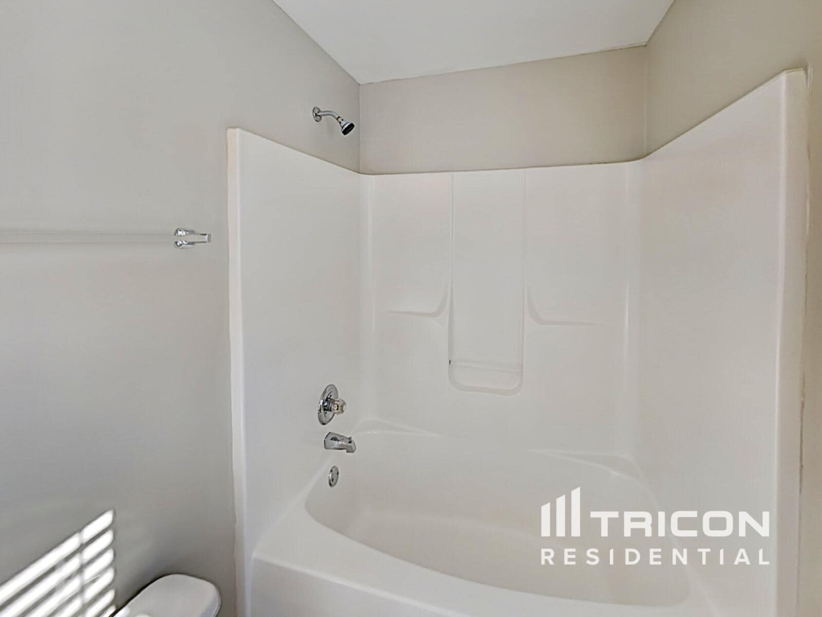 Building Photo - 166 Millwheel Dr