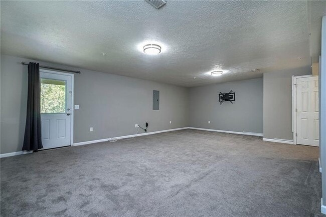 Building Photo - 512 Isabella Ct