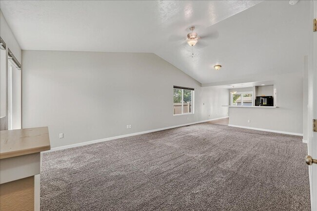 Building Photo - Charming 3-Bedroom Home with Fenced Yard in the Heart of Meridian