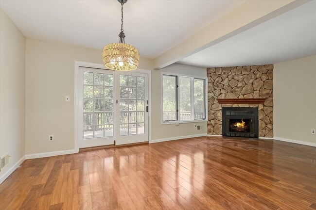 Building Photo - 83 Patriots Rd