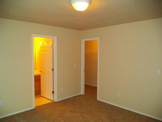 Building Photo - 685 W Tern Dr