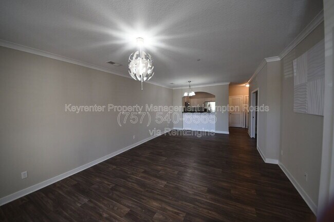 Building Photo - 504 Fishers Ct