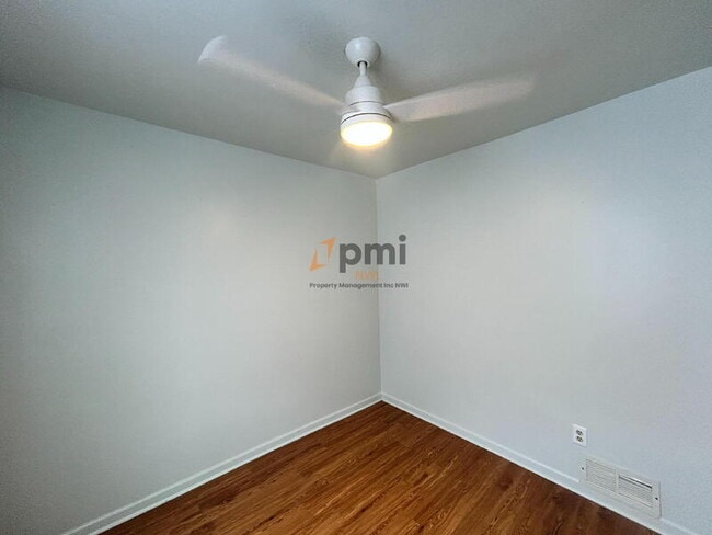 Building Photo - 4901 Walsh Ave