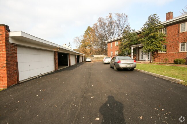 Building Photo - 2383 Noble Rd