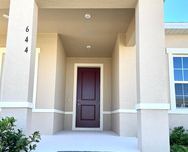Building Photo - Move In June 16th! Brand New Construction ...