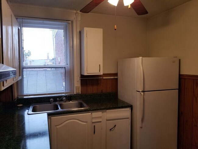 Building Photo - 1238 Garvin Pl