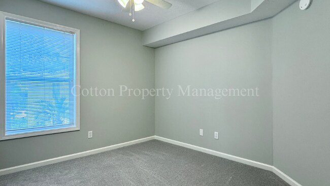 Building Photo - LEASING SPECIAL - Ask about our 1 month Re...
