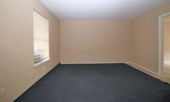 Building Photo - 9204 Campbell Rd