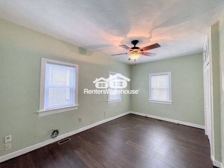 Building Photo - 3002 St Mihiel Ave