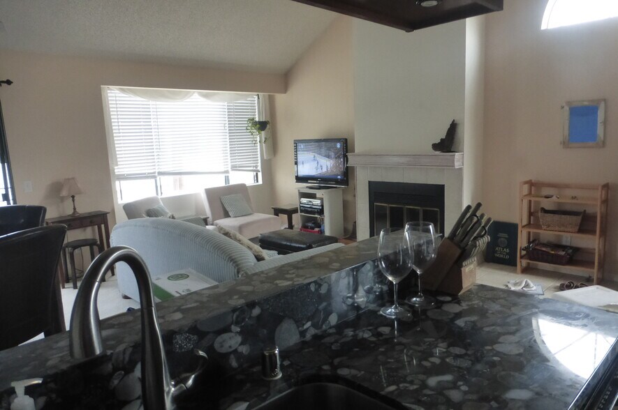 Building Photo - 4357 Cleveland Ave