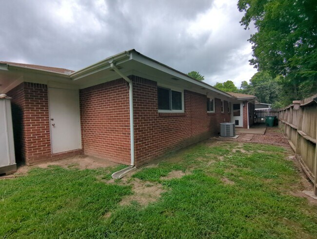 Building Photo - 4222 Ealy Rd