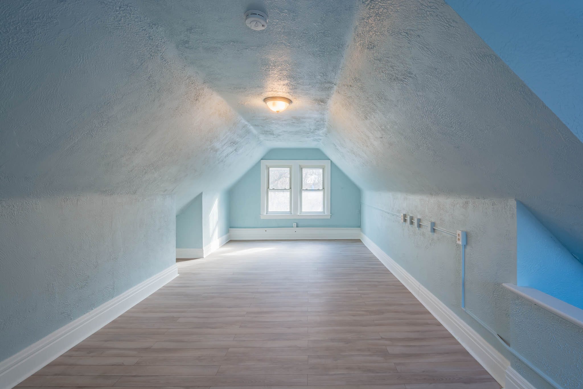 Building Photo - 435 N Graham St