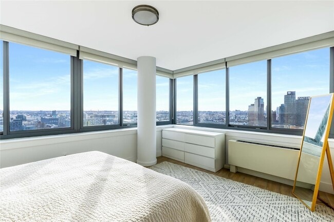 Building Photo - 47-05 Center Blvd