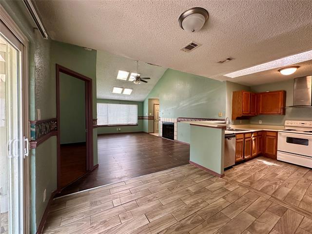 Building Photo - 1416 Woodfern Dr