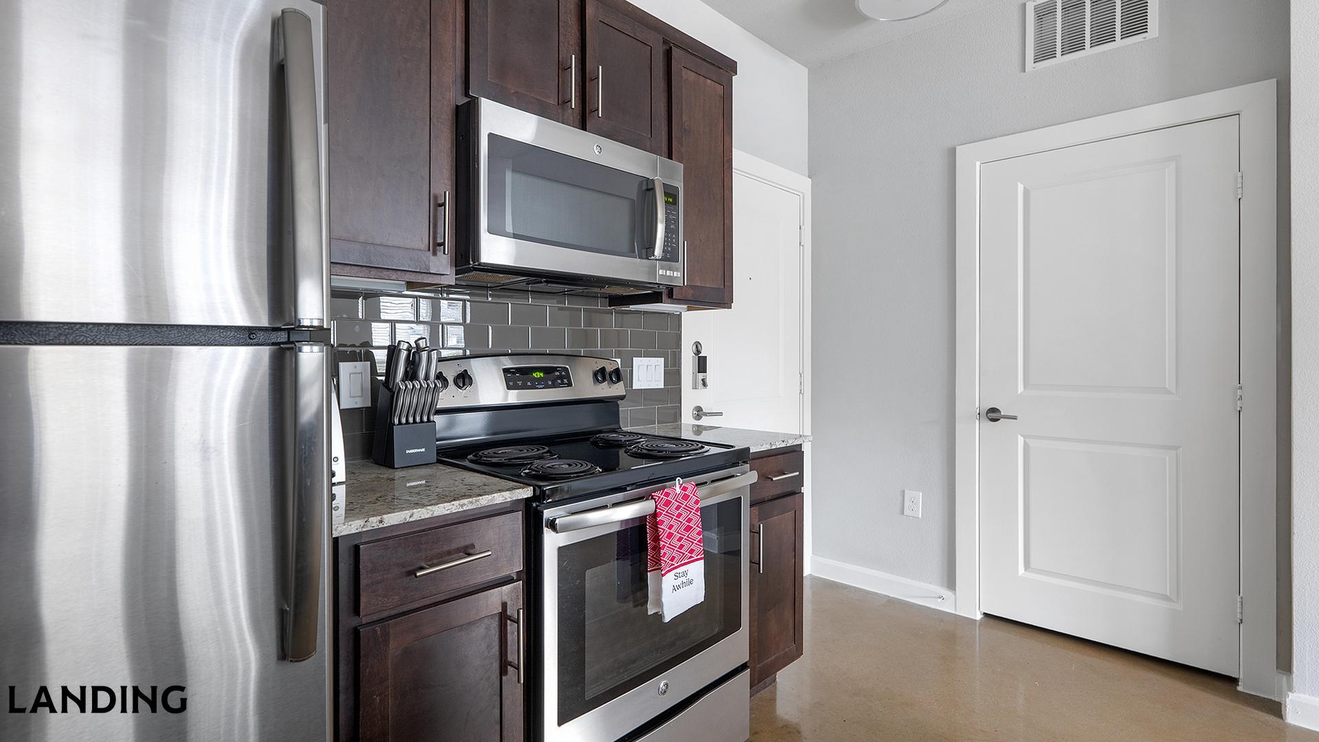 Building Photo - 4300 Cromwell Dr