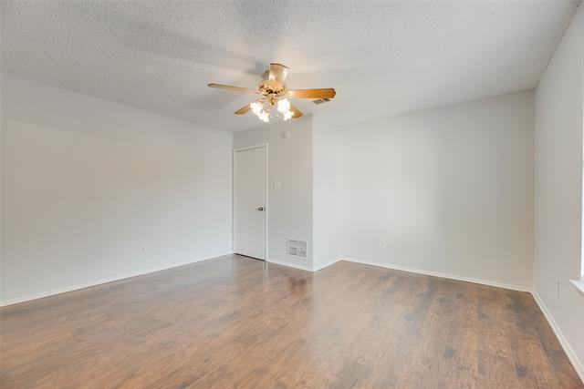 Building Photo - 3150 Tudor Ln