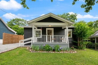 Building Photo - 2109B Sadler Ave