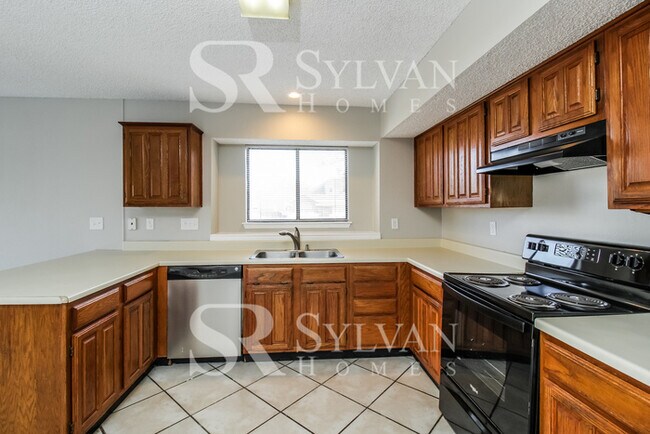 Building Photo - The Lifestyle You Deserve.