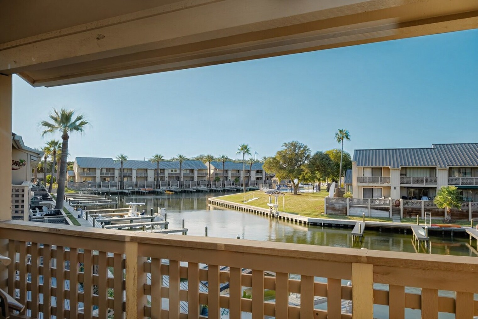 Building Photo - 1902 Bayhouse Dr