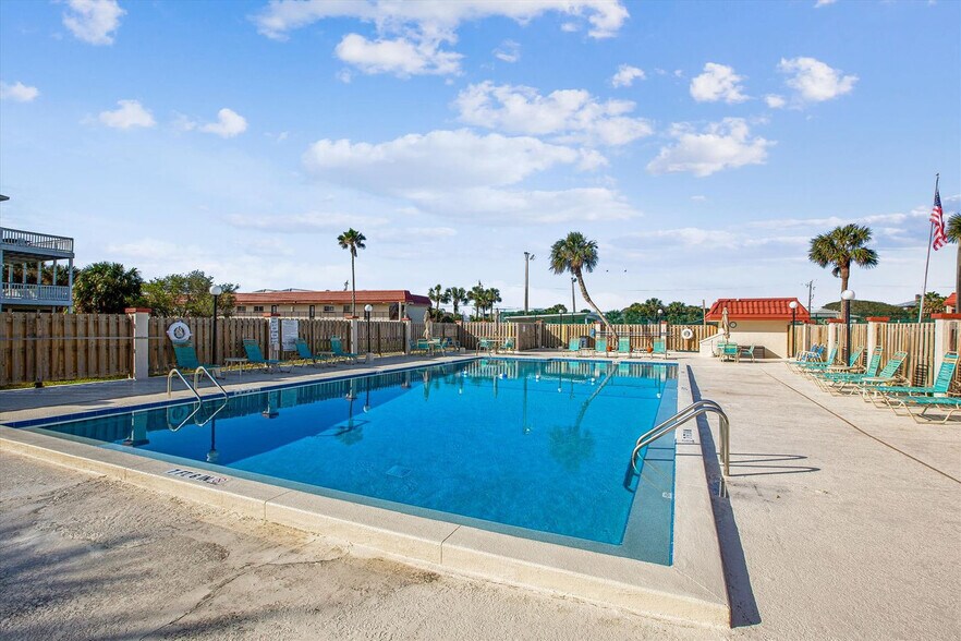 Building Photo - 7175 A1A S