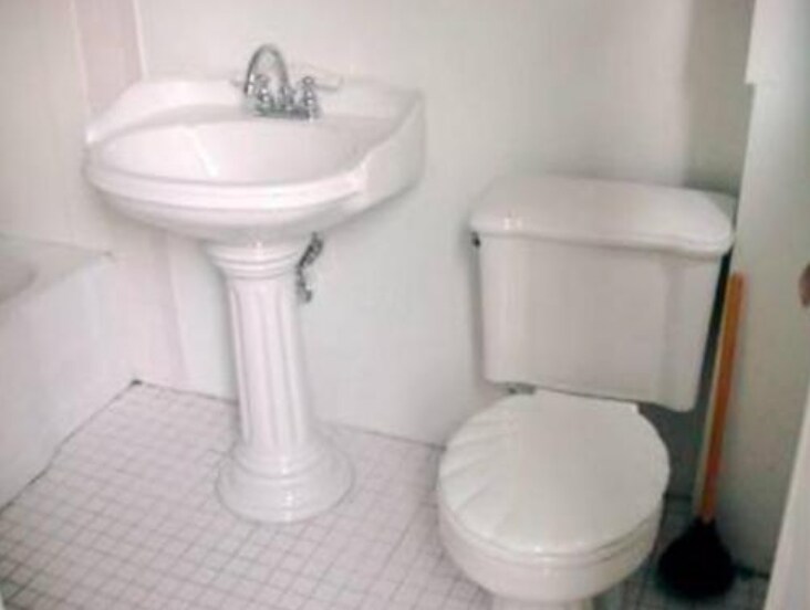 Building Photo - 13 Becket St