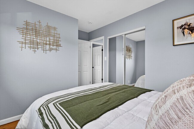 Building Photo - Renovated 3-Bedroom Single Family Home in Pinole Available Now!!!