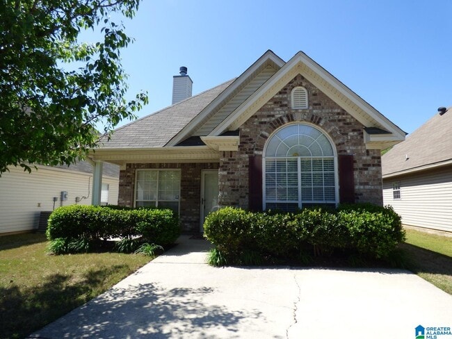 Primary Photo - 380 Forest Lakes Dr