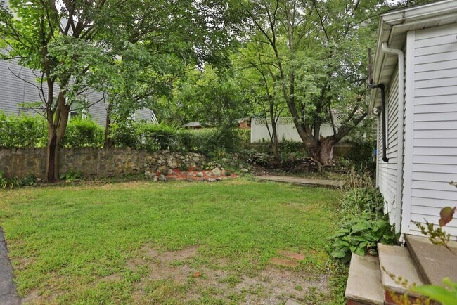 Building Photo - 39-41 Baker St. Unit 41