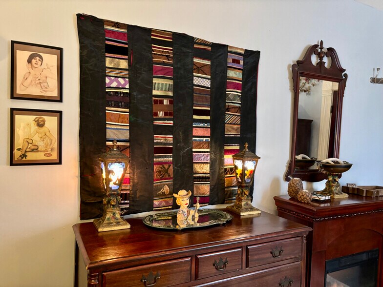 Building Photo - 425 S Washington St